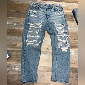 American Eagle Mom Jean